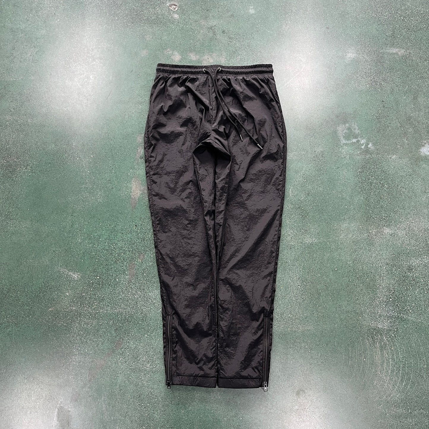 IRONGATE TRAPSTAR BLACK/RED TRACKSUIT