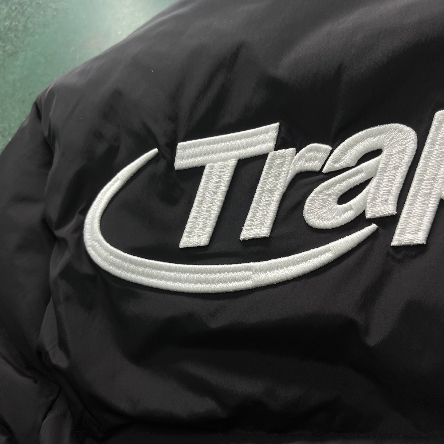 TRAPSTAR BLACK/WHITE PUFFER 2.0
