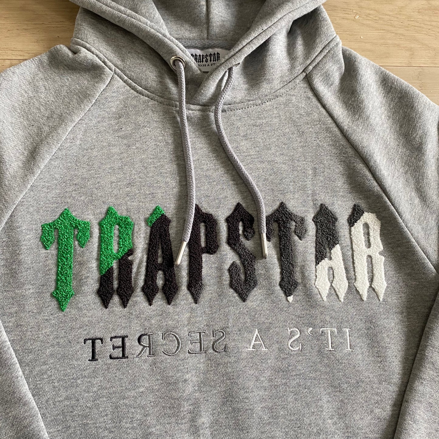 TRAPSTAR GREY/GREEN TRACKSUIT 2.0