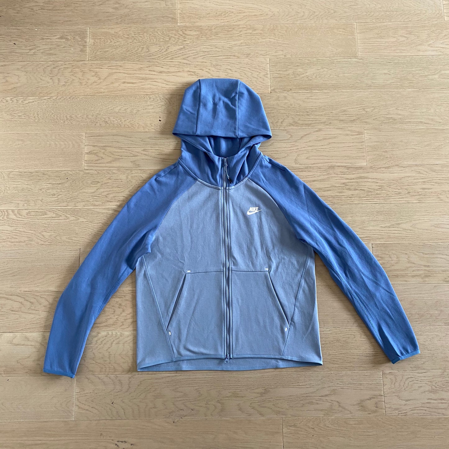 STORM INDIGO NIKE TECH FLEECE