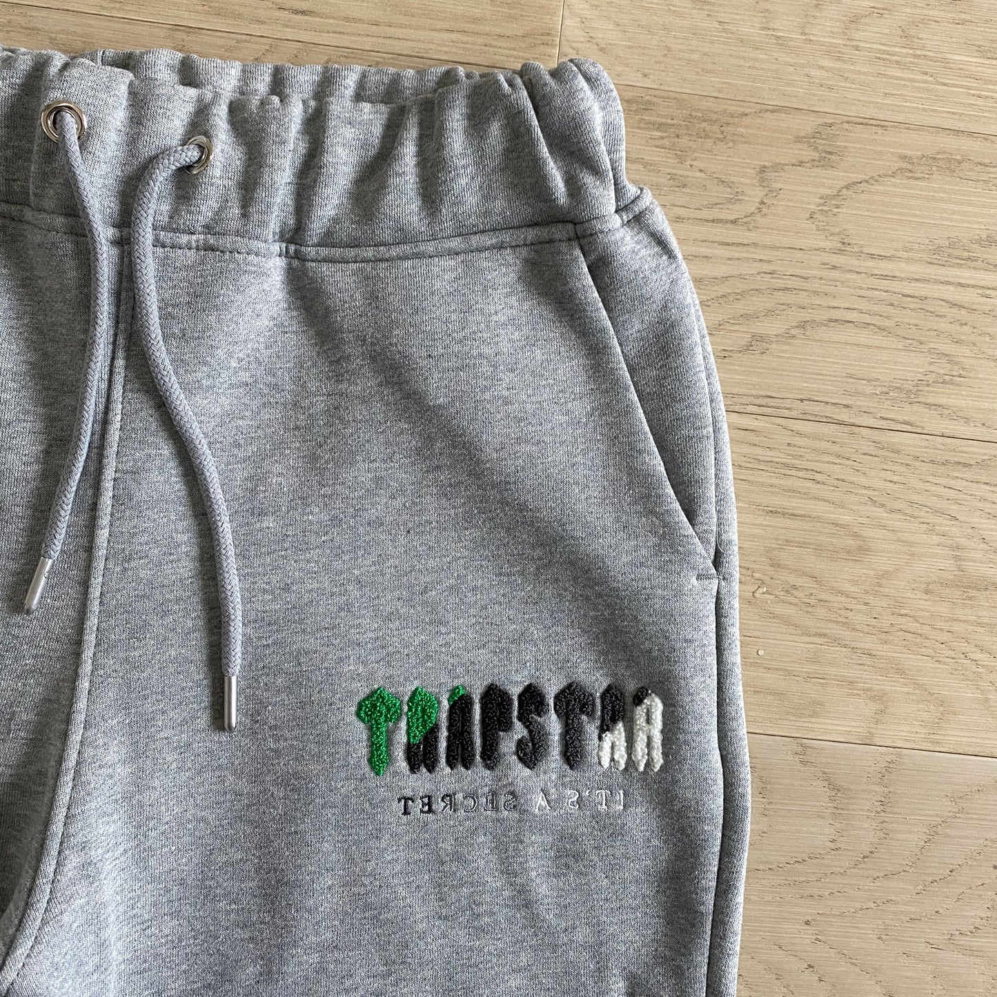 TRAPSTAR GREY/GREEN TRACKSUIT 2.0