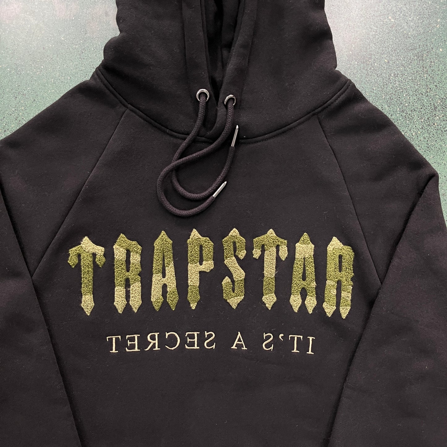 TRAPSTAR BLACK TRACKSUIT 1.0