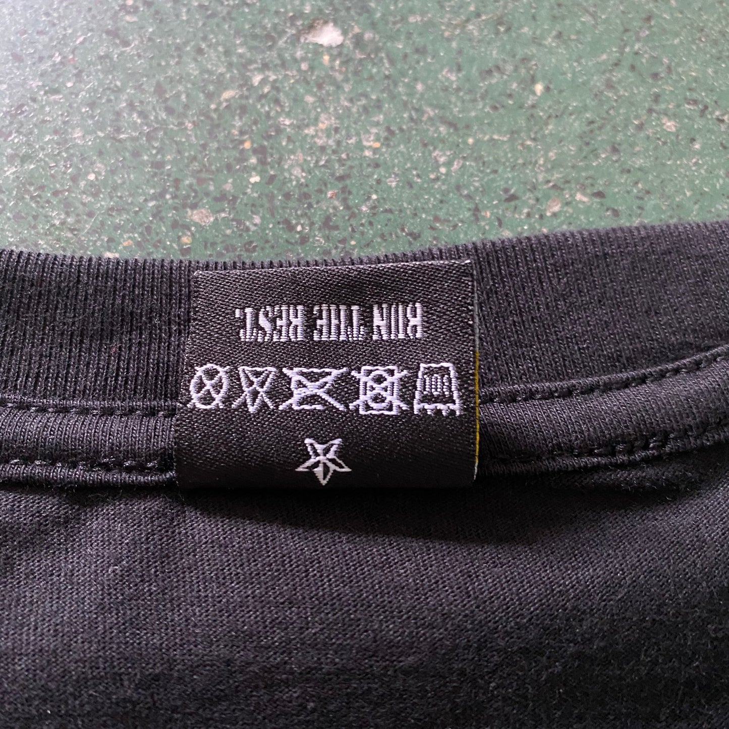 CORTEZ RULES BLACK/YELLOW T-SHIRT