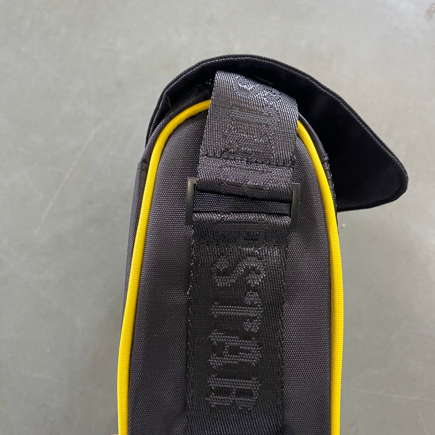 TRAPSTAR BLACK/YELLOW BAG