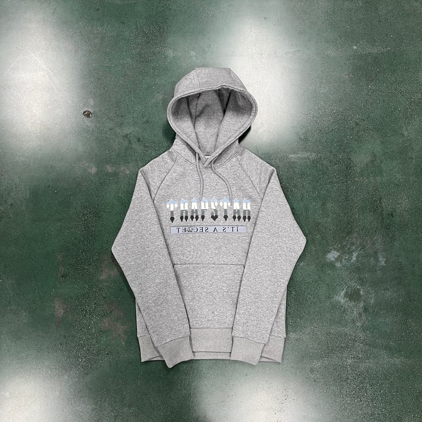 CHENILLE TRAPSTAR GREY TRACKSUIT