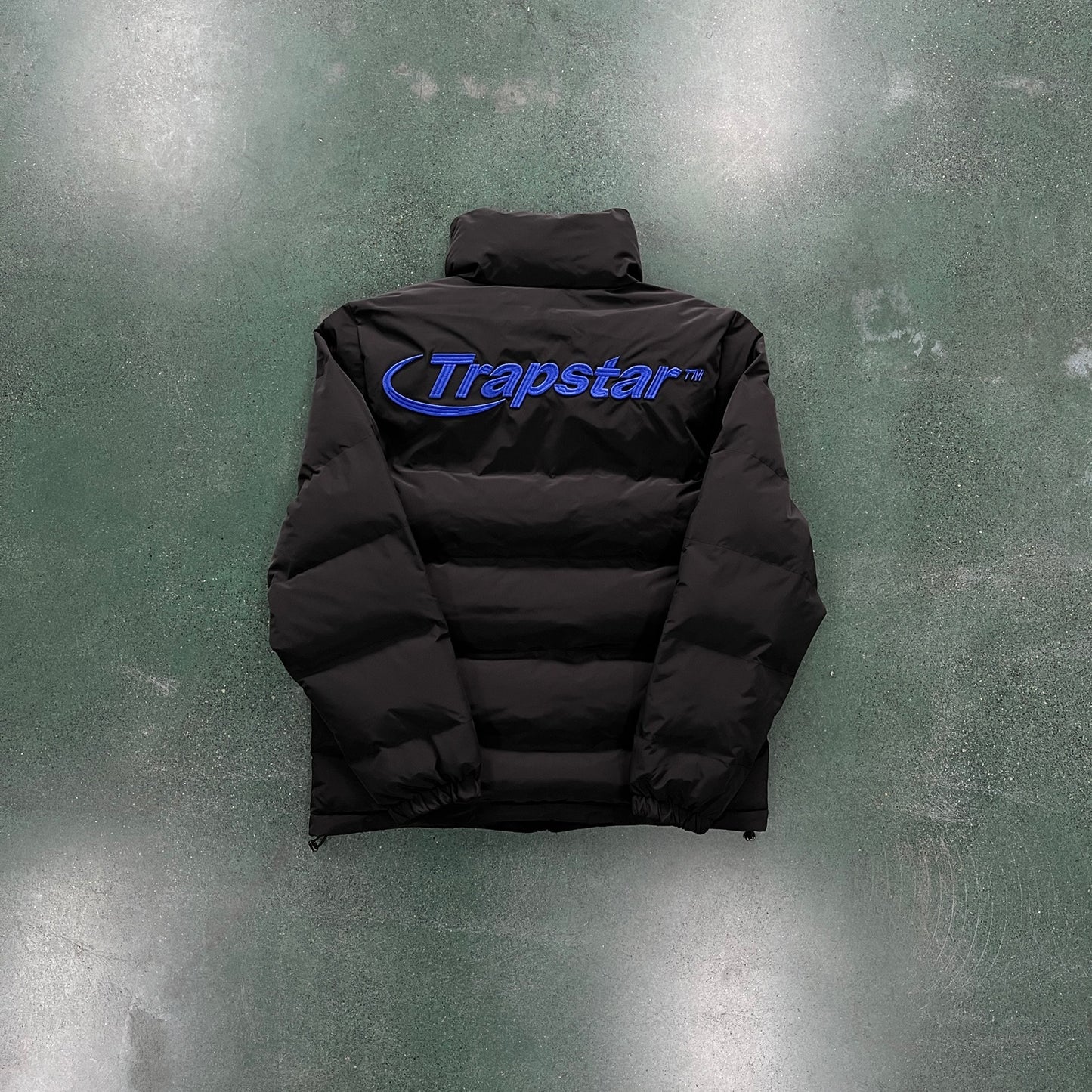 HYPERDRIVE PUFFER JACKET- BLACK