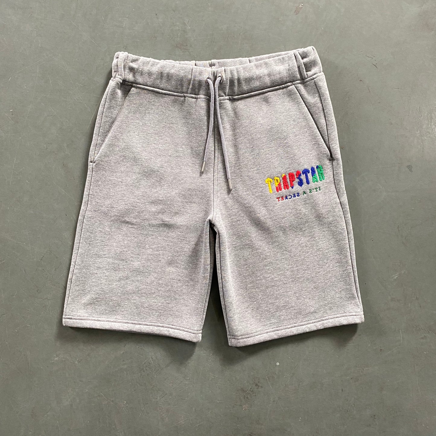 TRAPSTAR GREY RAINBOW SUIT
