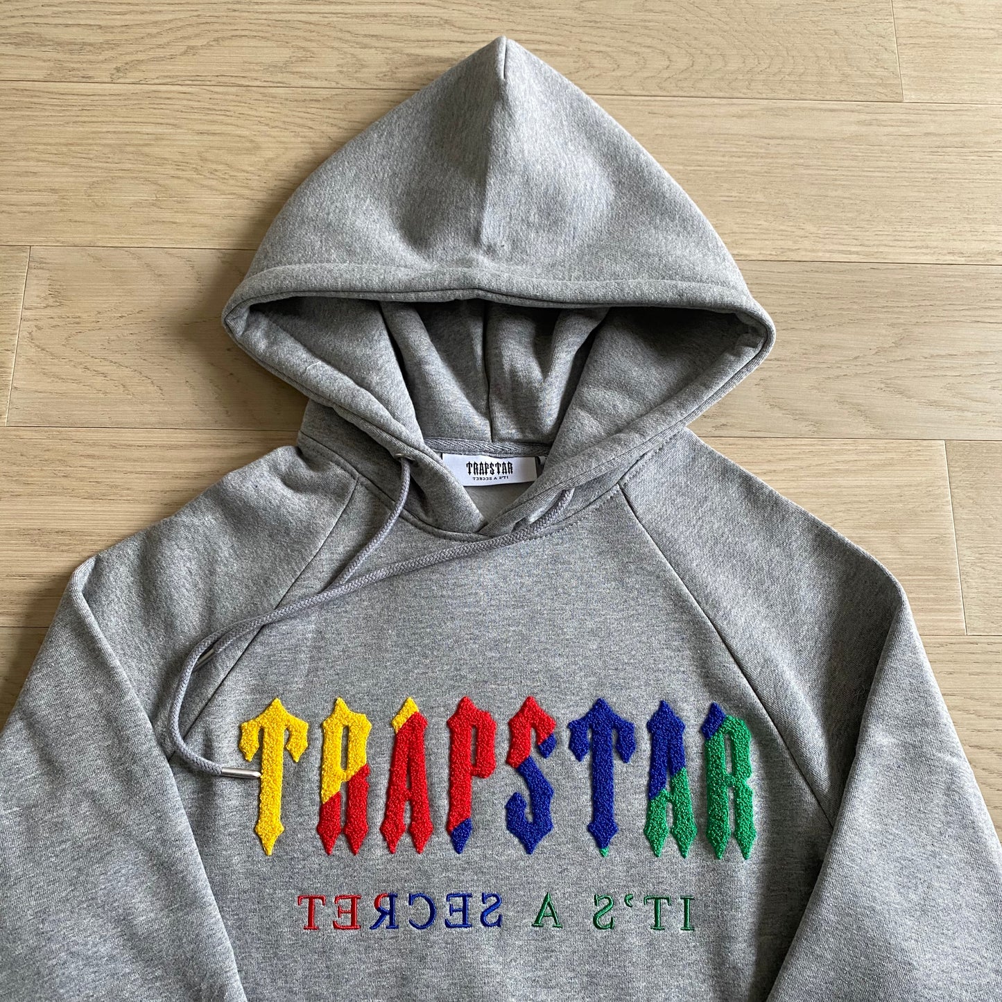 TRAPSTAR RAINBOW GREY TRACKSUIT