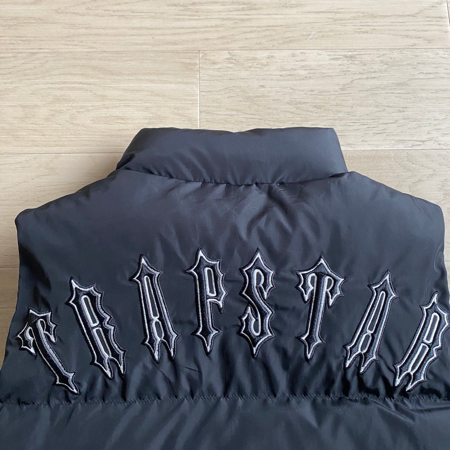 TRAPSTAR GILET - BLACK