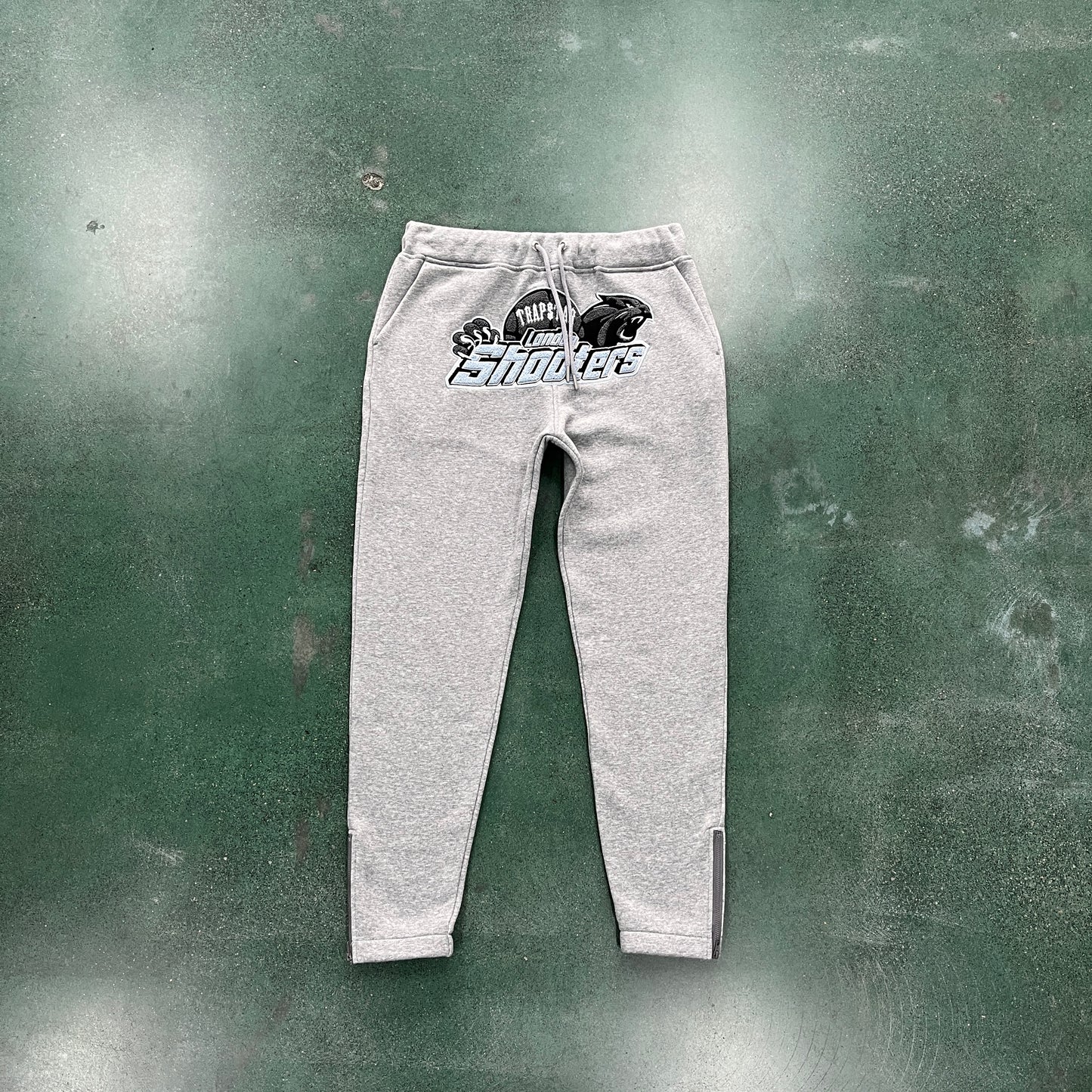SHOOTERS TRAPSTAR GREY/BLACK TRACKSUIT