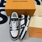 SNEAKER LV TRAINER BLACK N WHITE