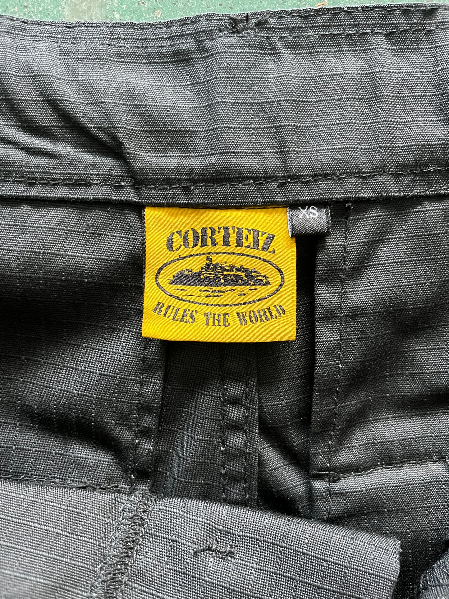 CORTEIZ ALL BLACK CARGO SHORTS