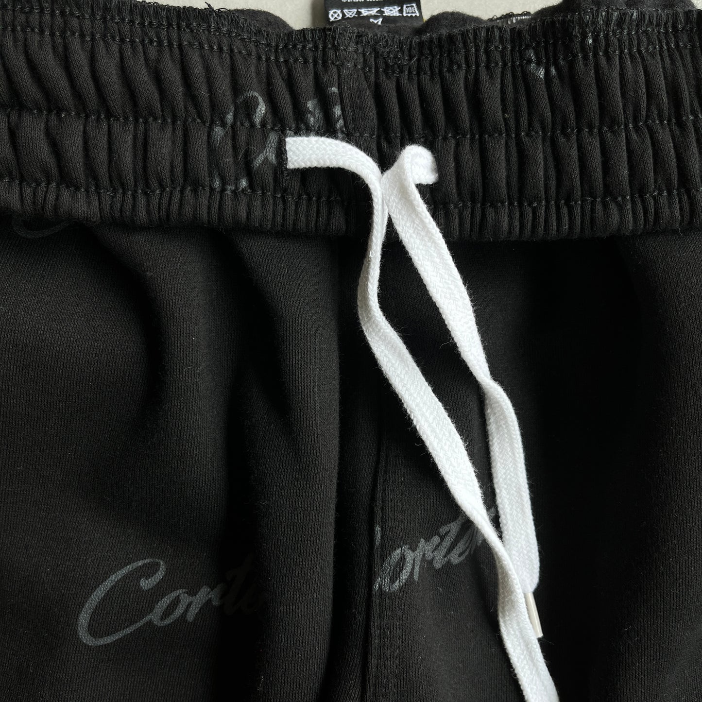 CORTEIZ ALL BLACK JOGGERS