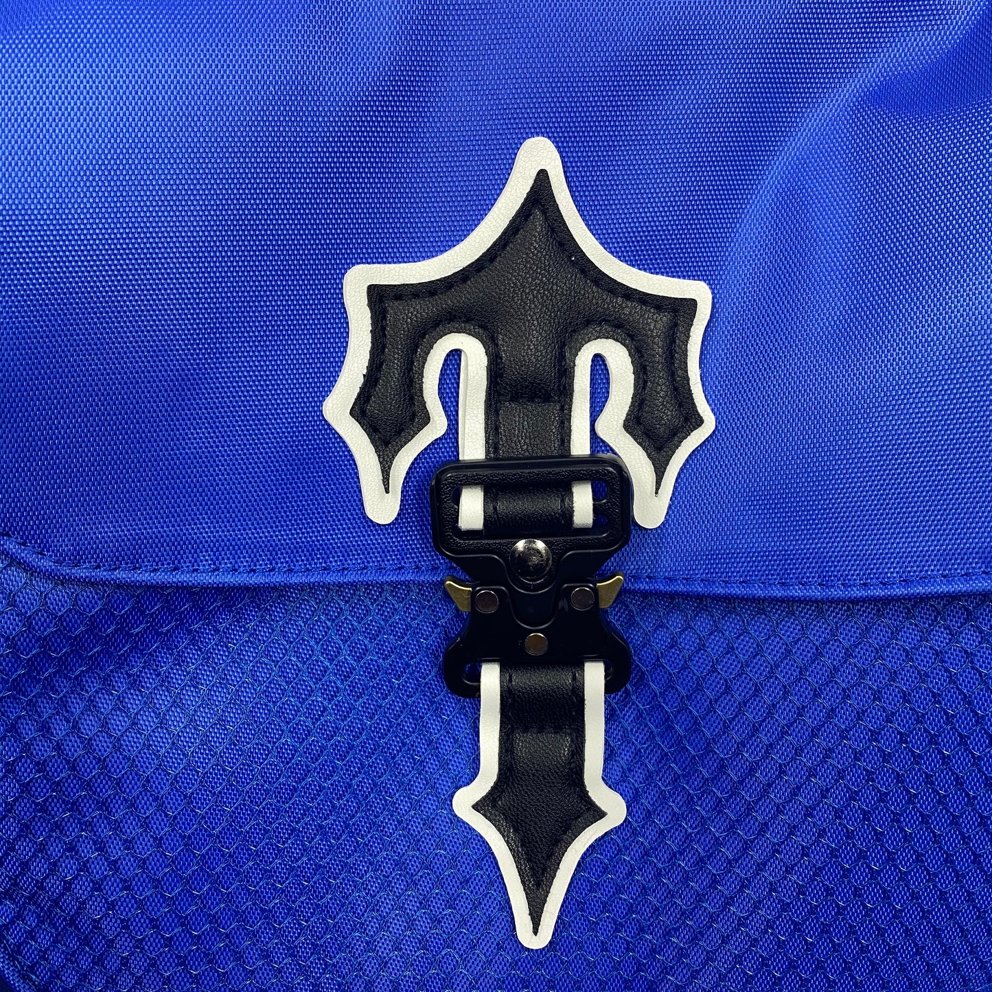 TRAPSTAR BLUE/REFLECTIVE BAG