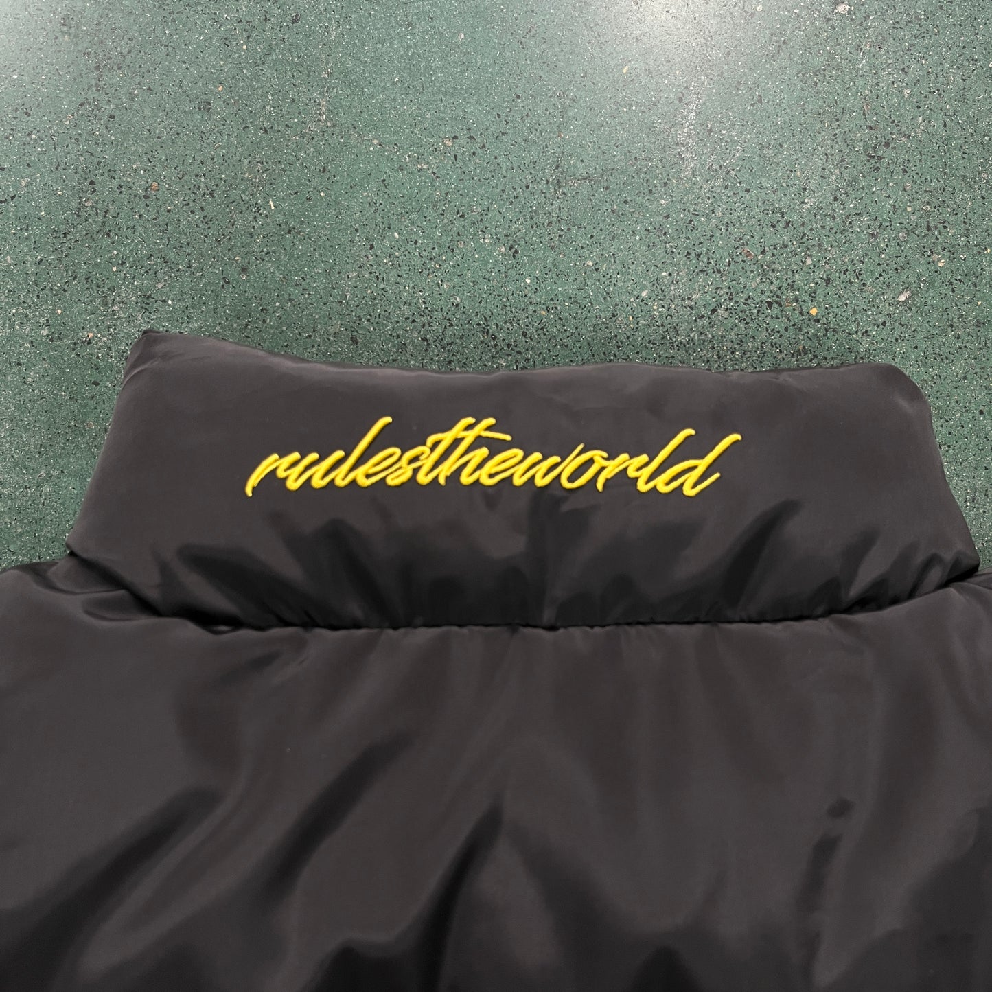 CORTEIZ BOLO BLACK PUFFER