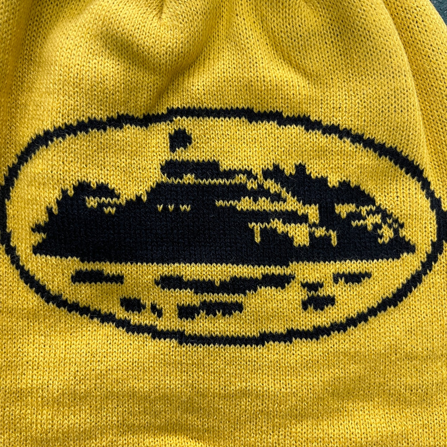 CORTEIZ ALCATRAZ YELLOW BEANIE