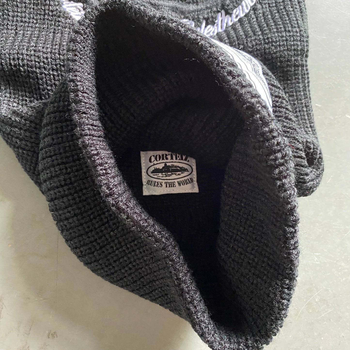 CORTEIZ BLACK/PINK BALACLAVA