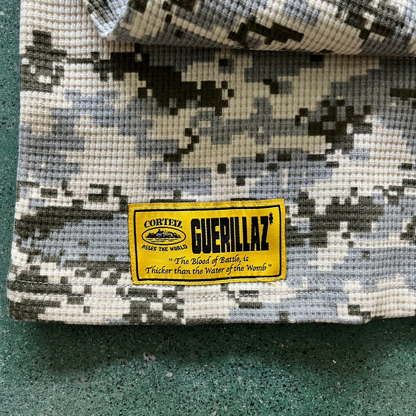 CORTEIZ ALCATRAZ CAMO CREWNECK