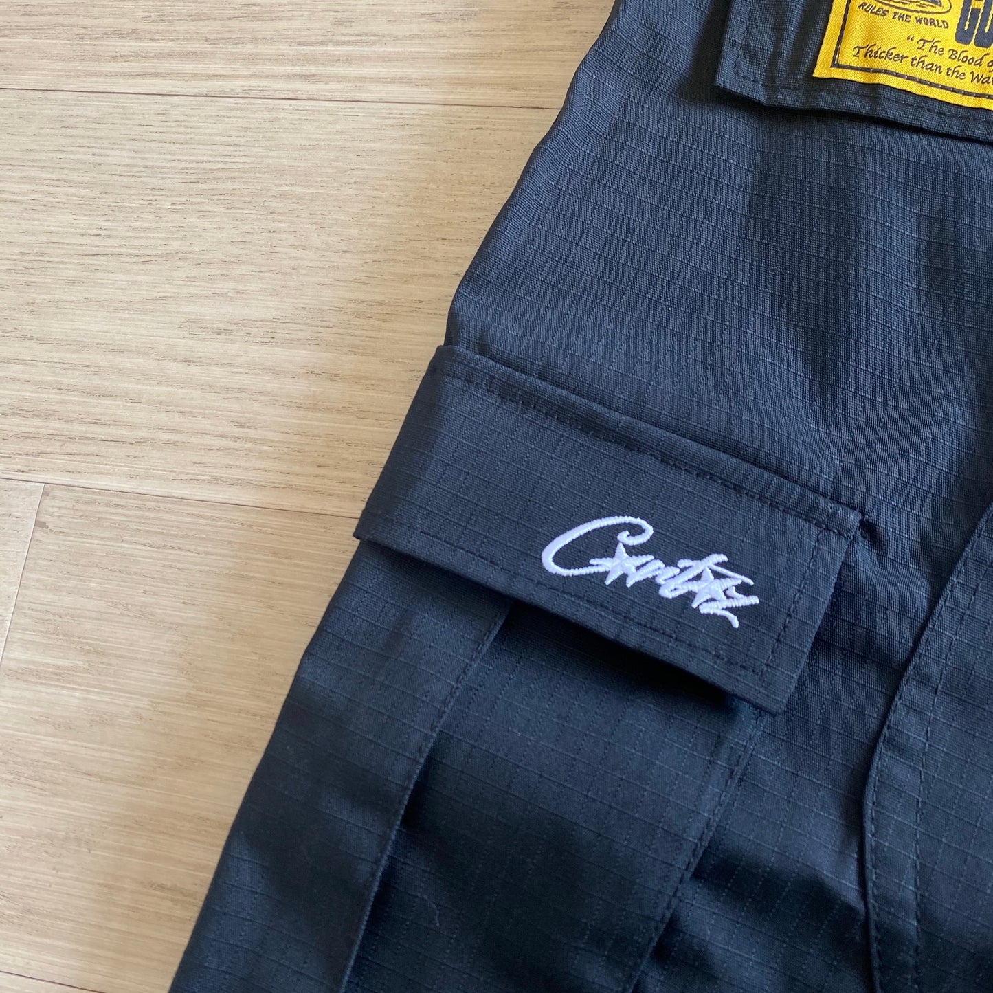 CORTEIZ BLACK/WHITE CARGO SHORTS