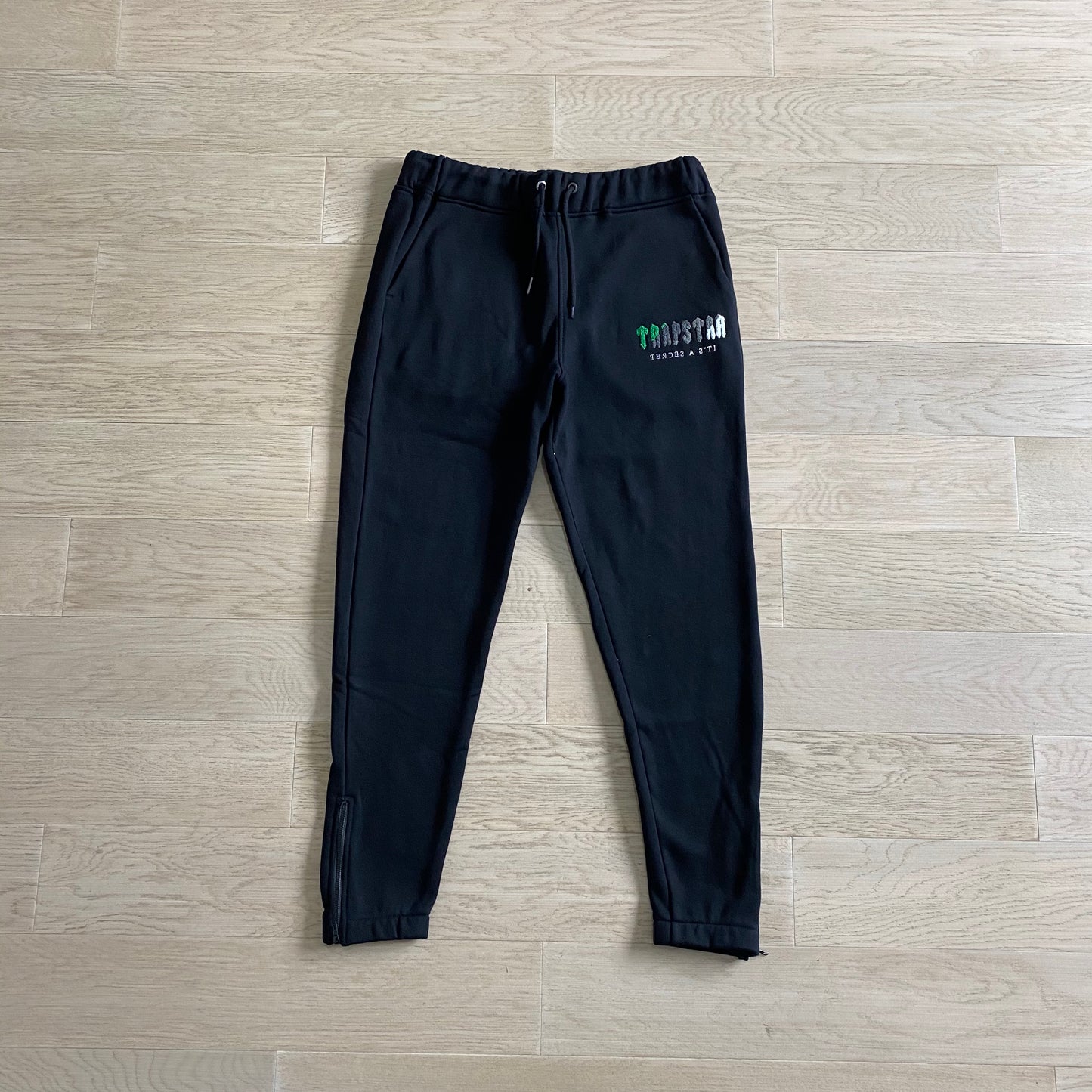 TRAPSTAR BLACK/GREEN TRACKSUIT 2.0