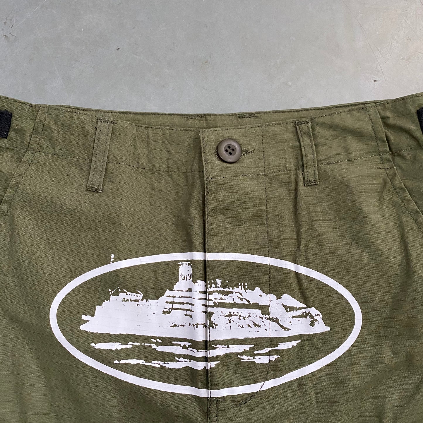 CORTEIZ OLIVE GREEN CARGO SHORTS
