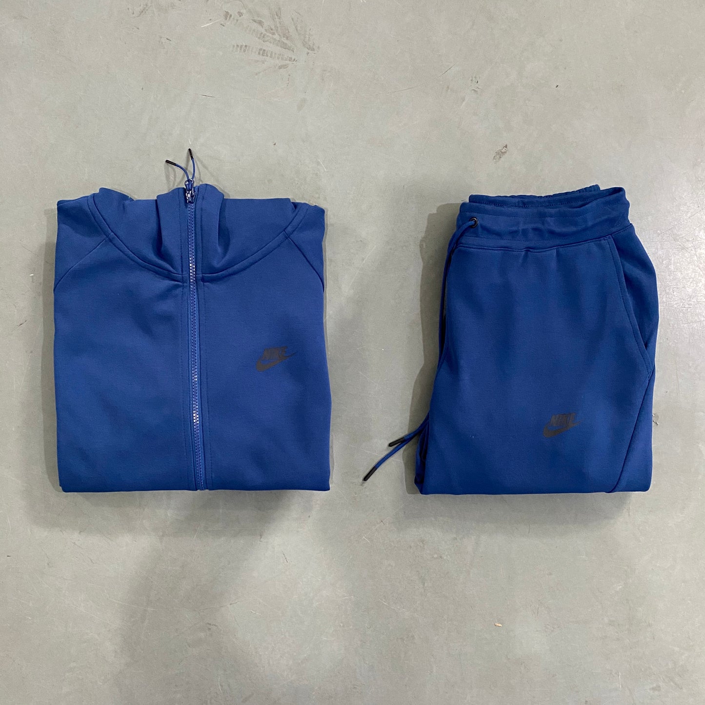 FULL DARK BLUE NIKE TECH FLEECE
