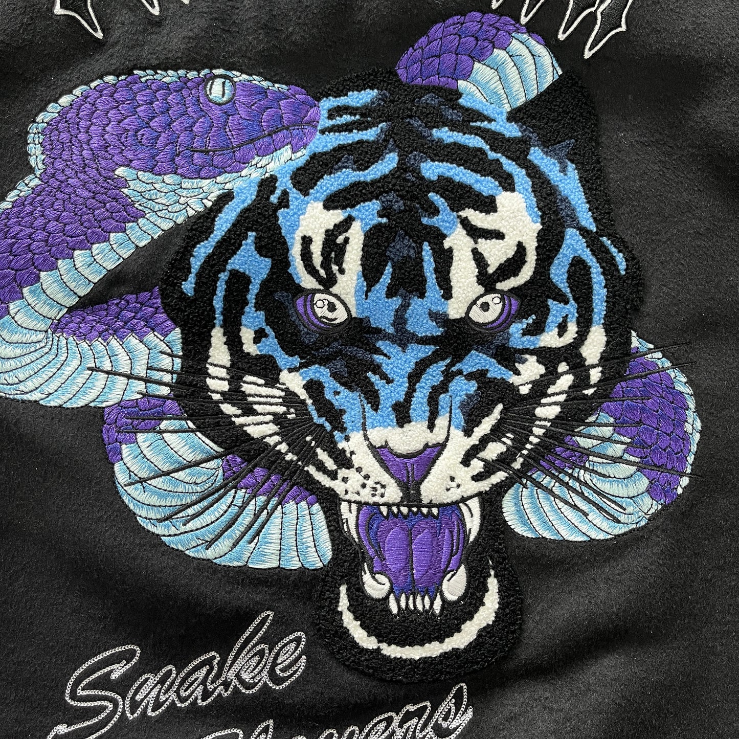 HYPERDRIVE T CHENILLE VARSITY JACKET - BLUE TIGER