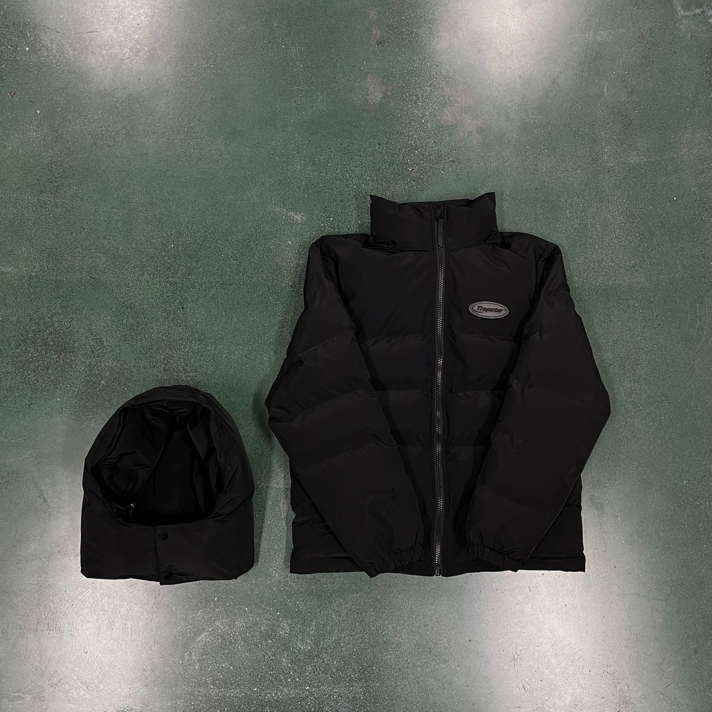 TRAPSTAR HOODED PUFFER - TRIPLE BLACK