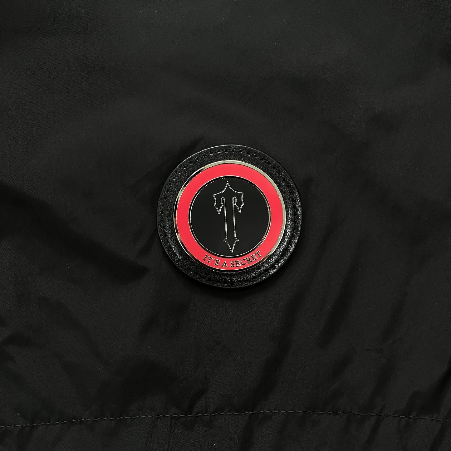 HYPERDRIVE ZIP TRACK TOP - RED BLACK