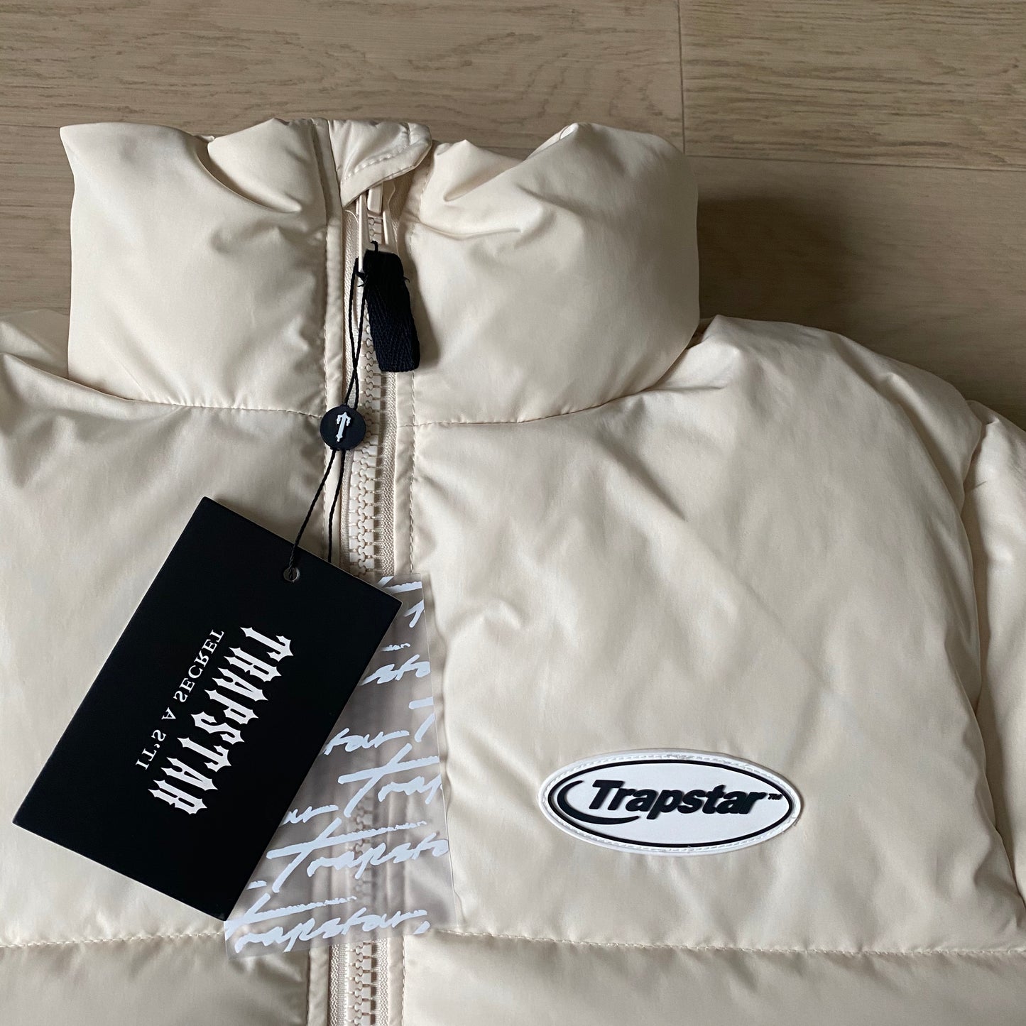 HYPERDRIVE PUFFER JACKET CREAM