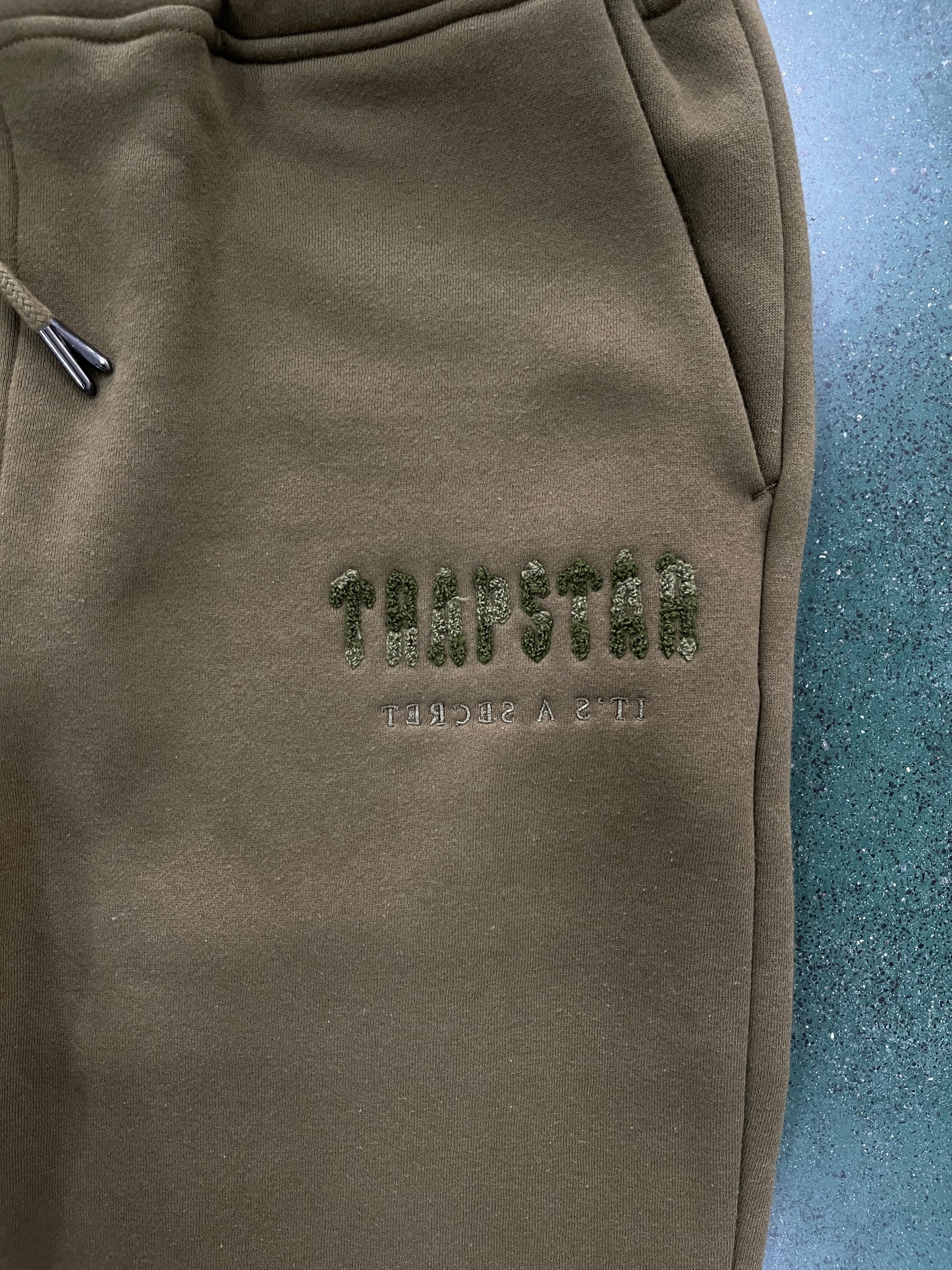 TRAPSTAR BROWN TRACKSUIT 1.0