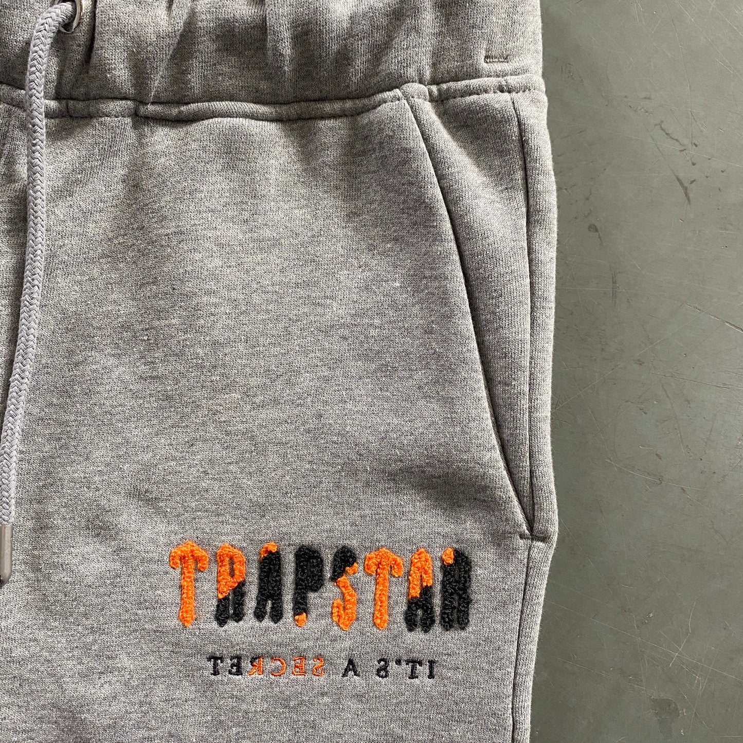 TRAPSTAR GREY HALLOWEEN SUIT