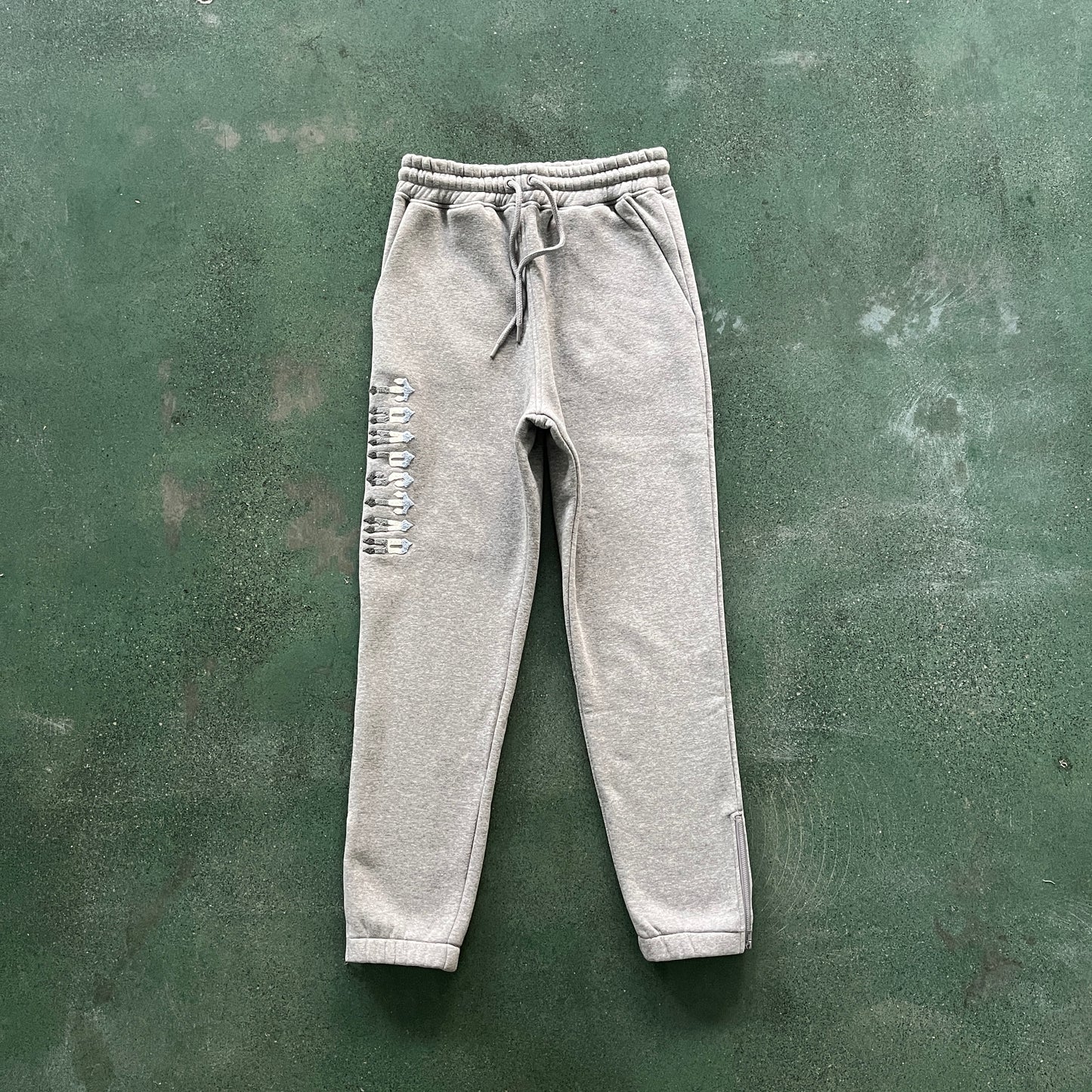 CHENILLE TRAPSTAR GREY TRACKSUIT