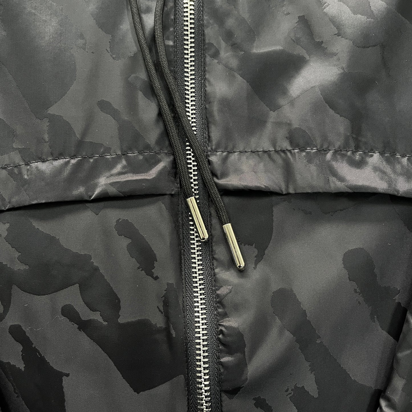 HYPERDRIVE ZIP TRACK TOP - CAMO GREY
